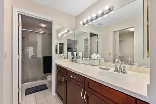 5656 Ashton Lake Dr, Sarasota, FL 34231 - Photo 26