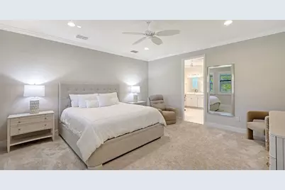 5521 Blue Water Boulevard, Sarasota, FL 34238 - Photo 14