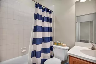 1003 Fairwaycove Ln, Bradenton, FL 34212 - Photo 4