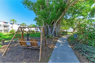 2431 Flamingo Boulevard #K25, Bradenton, FL 34207 - Photo 8