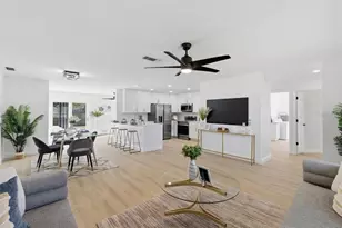 1856 Mova St, Sarasota, FL 34231 - Photo 4