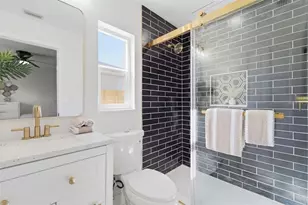 1856 Mova St, Sarasota, FL 34231 - Photo 24