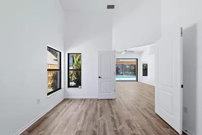 5667 Beaurivage Avenue, Sarasota, FL 34243 - Photo 12