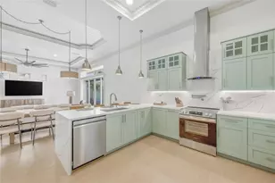 408 Jackson Dr, Sarasota, FL 34236 - Photo 10