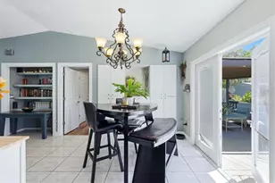 4478 Longford Dr, Sarasota, FL 34232 - Photo 10