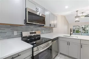 5340 Royal Palm Ave, Sarasota, FL 34234 - Photo 6