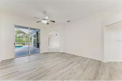 4805 76th Court E, Bradenton, FL 34203 - Photo 6