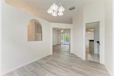 4805 76th Court E, Bradenton, FL 34203 - Photo 10