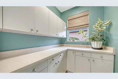 4823 Carrington Circle, Sarasota, FL 34243 - Photo 44