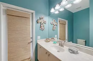 4823 Carrington Cir, Sarasota, FL 34243 - Photo 38