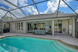 4823 Carrington Cir, Sarasota, FL 34243 - Photo 54