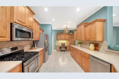 4823 Carrington Circle, Sarasota, FL 34243 - Photo 24