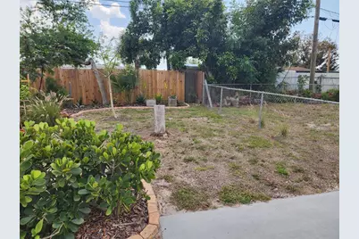 2120 Bayshore Gardens Parkway, Bradenton, FL 34207 - Photo 42