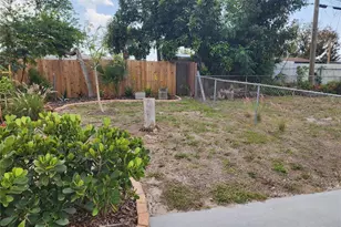 2120 Bayshore Gardens Pkwy, Bradenton, FL 34207 - Photo 42