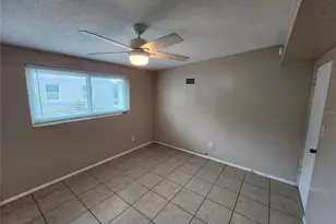 2120 Bayshore Gardens Pkwy, Bradenton, FL 34207 - Photo 34