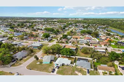 395 Gulf Breeze Boulevard, Venice, FL 34293 - Photo 28