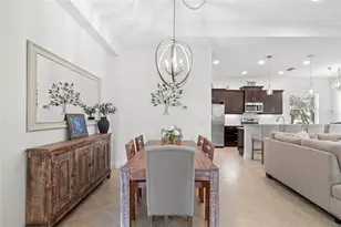 4623 Claremont Park Dr, Bradenton, FL 34211 - Photo 8