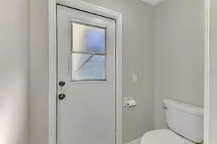 6632 Deering Cir, Sarasota, FL 34240 - Photo 32