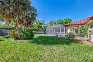 6632 Deering Cir, Sarasota, FL 34240 - Photo 46