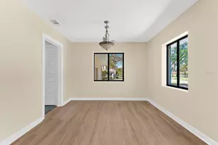 7807 Senrab Dr, Bradenton, FL 34209 - Photo 6