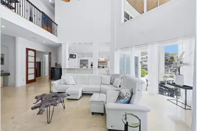 7755 Holiday Drive N, Sarasota, FL 34231 - Photo 6