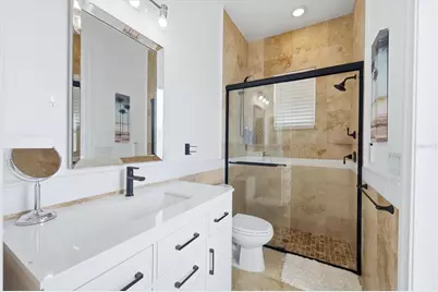 7755 Holiday Drive N, Sarasota, FL 34231 - Photo 20