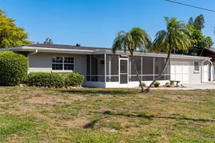 5929 Murdock Ave, Sarasota, FL 34231 - Photo 4