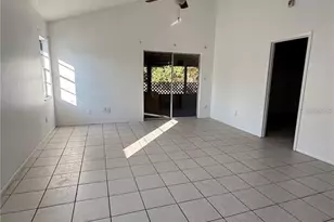 4916 18th St W, Bradenton, FL 34207 - Photo 2