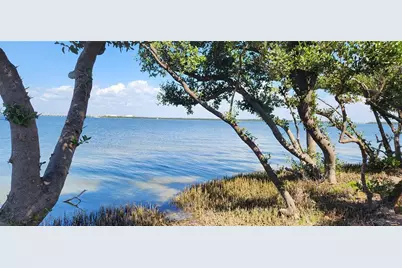 28th Street, Holmes Beach, FL 34217 - Photo 4