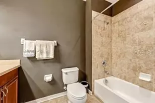 8128 Villa Grande Ct, Sarasota, FL 34243 - Photo 20