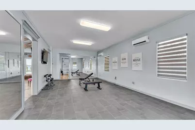 635 Key Royale Drive, Holmes Beach, FL 34217 - Photo 46