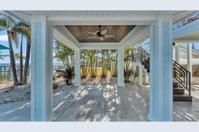 635 Key Royale Drive, Holmes Beach, FL 34217 - Photo 22