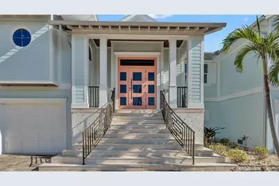 635 Key Royale Drive, Holmes Beach, FL 34217 - Photo 4