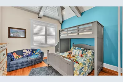 635 Key Royale Drive, Holmes Beach, FL 34217 - Photo 74