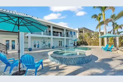 635 Key Royale Drive, Holmes Beach, FL 34217 - Photo 24