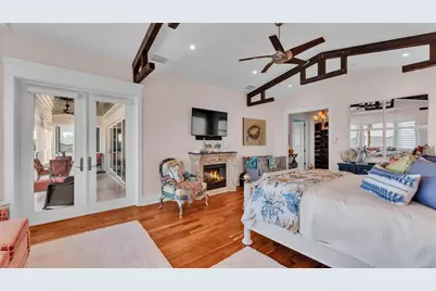 635 Key Royale Drive, Holmes Beach, FL 34217 - Photo 88