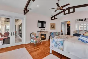 635 Key Royale Dr, Holmes Beach, FL 34217 - Photo 88