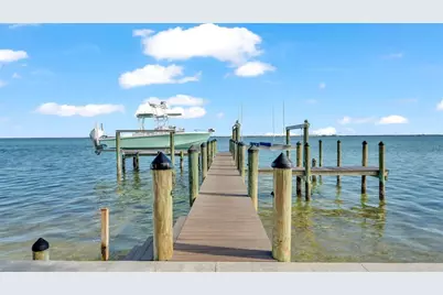 635 Key Royale Drive, Holmes Beach, FL 34217 - Photo 30