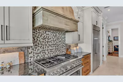 635 Key Royale Drive, Holmes Beach, FL 34217 - Photo 70