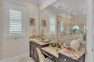 635 Key Royale Dr, Holmes Beach, FL 34217 - Photo 92