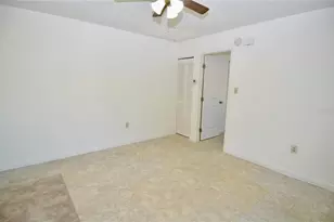 411 San Miguel Ave, North Port, FL 34287 - Photo 10