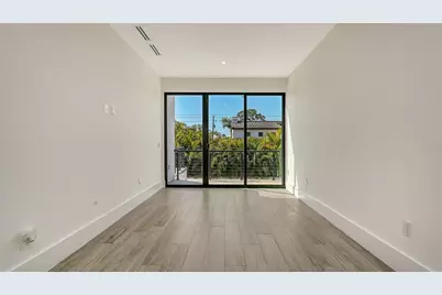 1730 Wisconsin Lane, Sarasota, FL 34239 - Photo 20