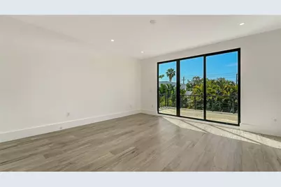 1730 Wisconsin Lane, Sarasota, FL 34239 - Photo 24