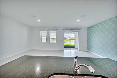 11532 Woodleaf Drive, Lakewood Ranch, FL 34211 - Photo 10