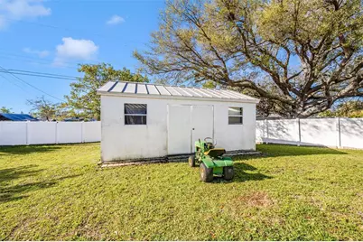 125 Englewood Garden Court, Englewood, FL 34223 - Photo 42