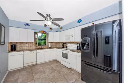 125 Englewood Garden Court, Englewood, FL 34223 - Photo 18