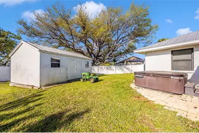 125 Englewood Garden Court, Englewood, FL 34223 - Photo 44