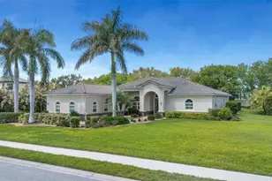 380 165th Ct NE, Bradenton, FL 34212 - Photo 4