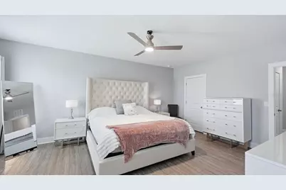 2109 Midnight Pearl Drive, Sarasota, FL 34240 - Photo 28