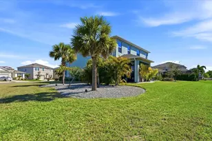 2109 Midnight Pearl Dr, Sarasota, FL 34240 - Photo 40